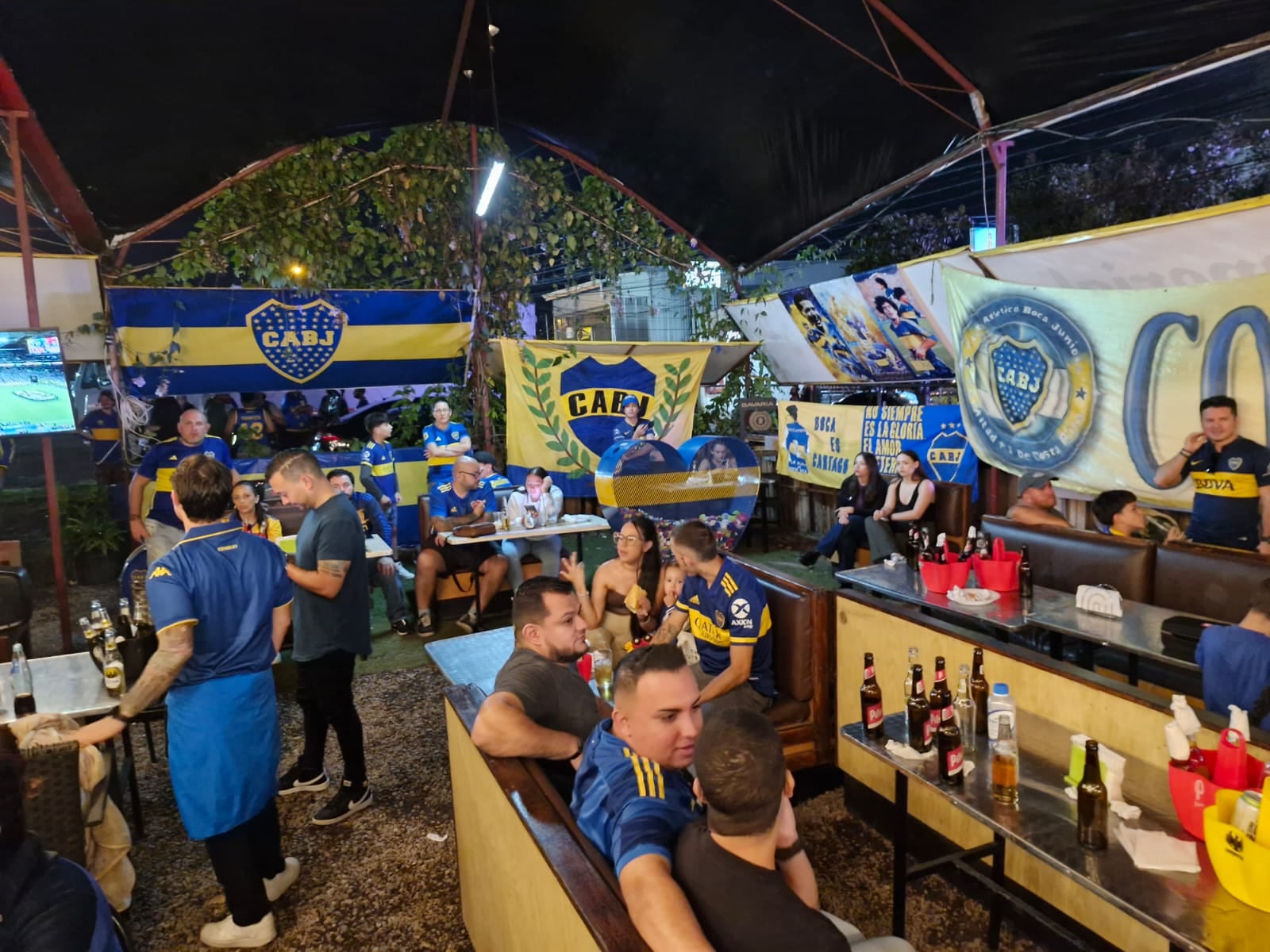 La peña de Boca Jrs se va a reunir este domingo en Zapote para ver el partido ante River.