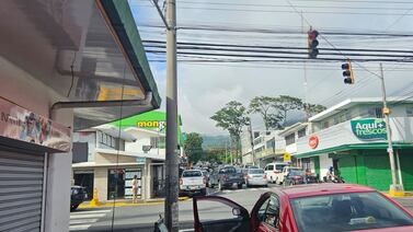 Detienen a exalcalde de Santa Ana por supuesto traslado de fondos públicos a una asociación deportiva privada