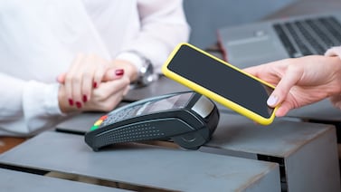 Pagar con su teléfono podría poner en riesgo su dinero por esta razón
