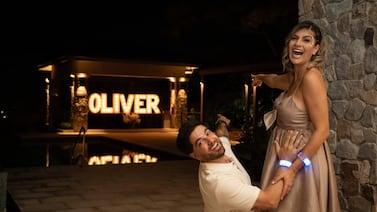 Sharon Segura le dio la noticia de su embarazo a sus mejores amigas de una forma muy original