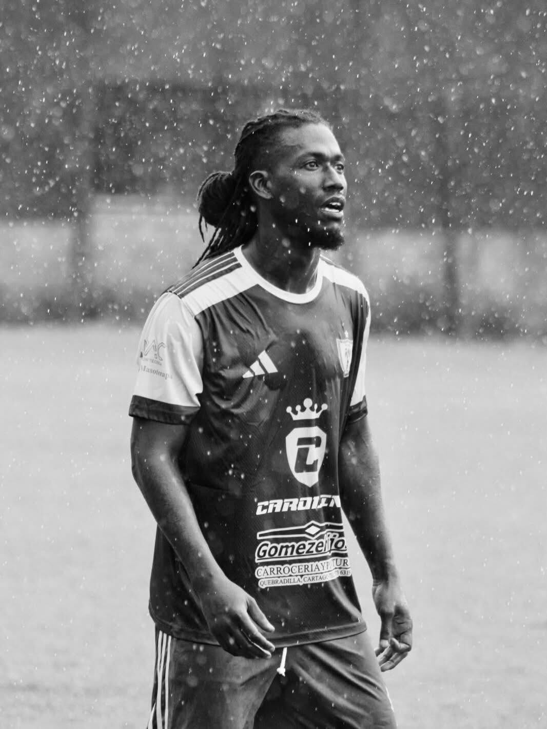 Rogelio Raúl Tathum Murray murió tras rescatar a dos niñas en playa Moín, Limón. Foto: Tomada de Facebook