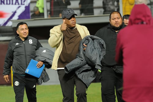 ¡Sin inventos! El “once” de lujo de Hernán Medford para su debut liguero ante San Carlos