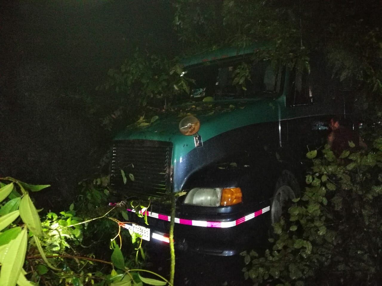 Cierre de la ruta 32, por derrumbes en la vía. Cortesía.