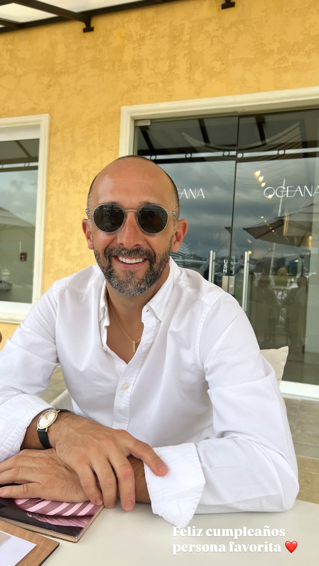 Este es el breve, pero emotivo mensaje que Natalia Álvarez le publicó a su pareja, Sebastián Bolaños. Instagram.