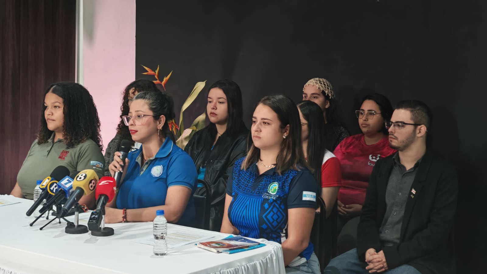 En la conferencia de prensa, se anunció que la marcha convocada por el sector agro si se realizará, y que los estudiantes los acompañarán.