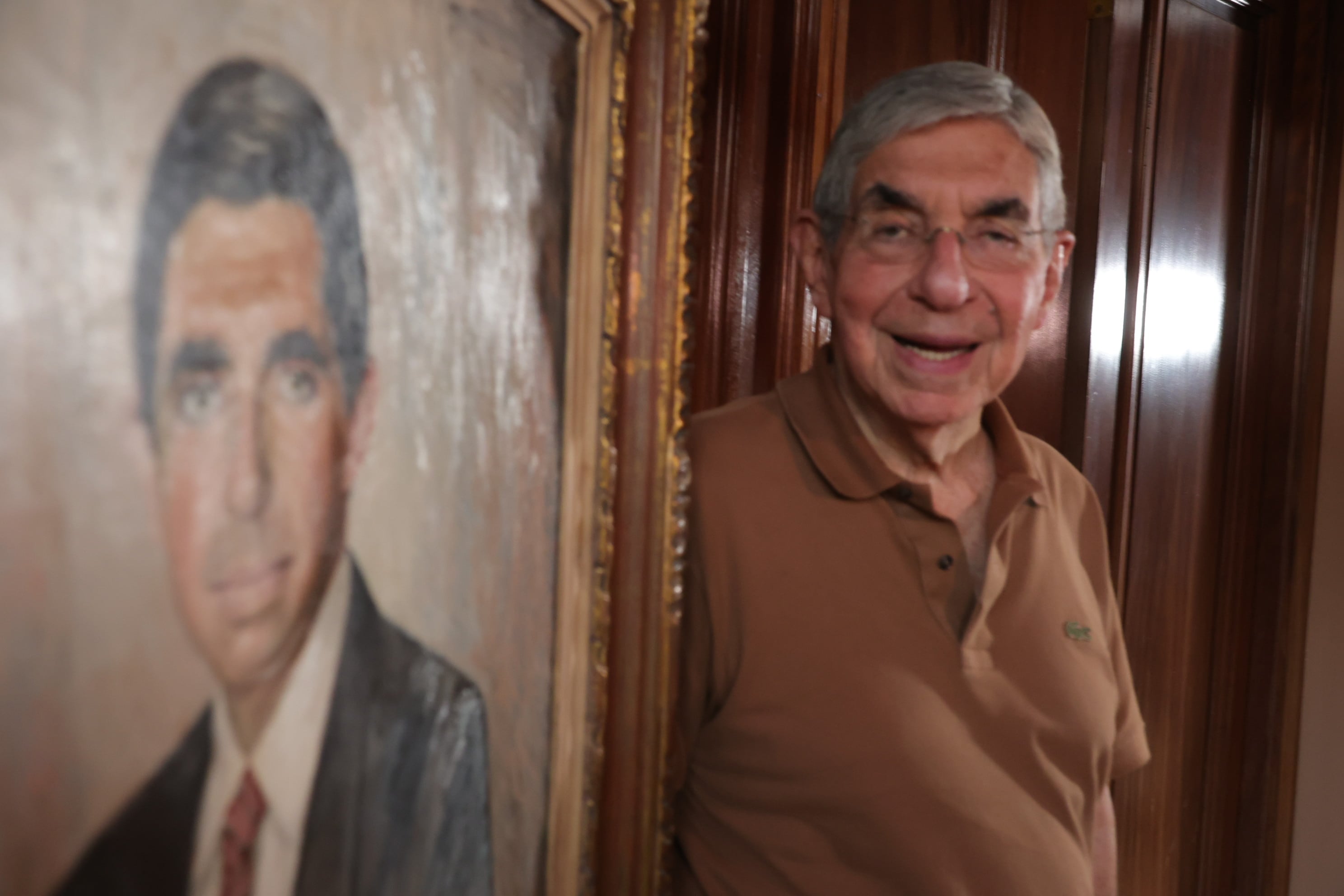 Conferencia de prensa del ex presidente Óscar Arias por motivo de la cancelación de su visa americana / Foto John Durán