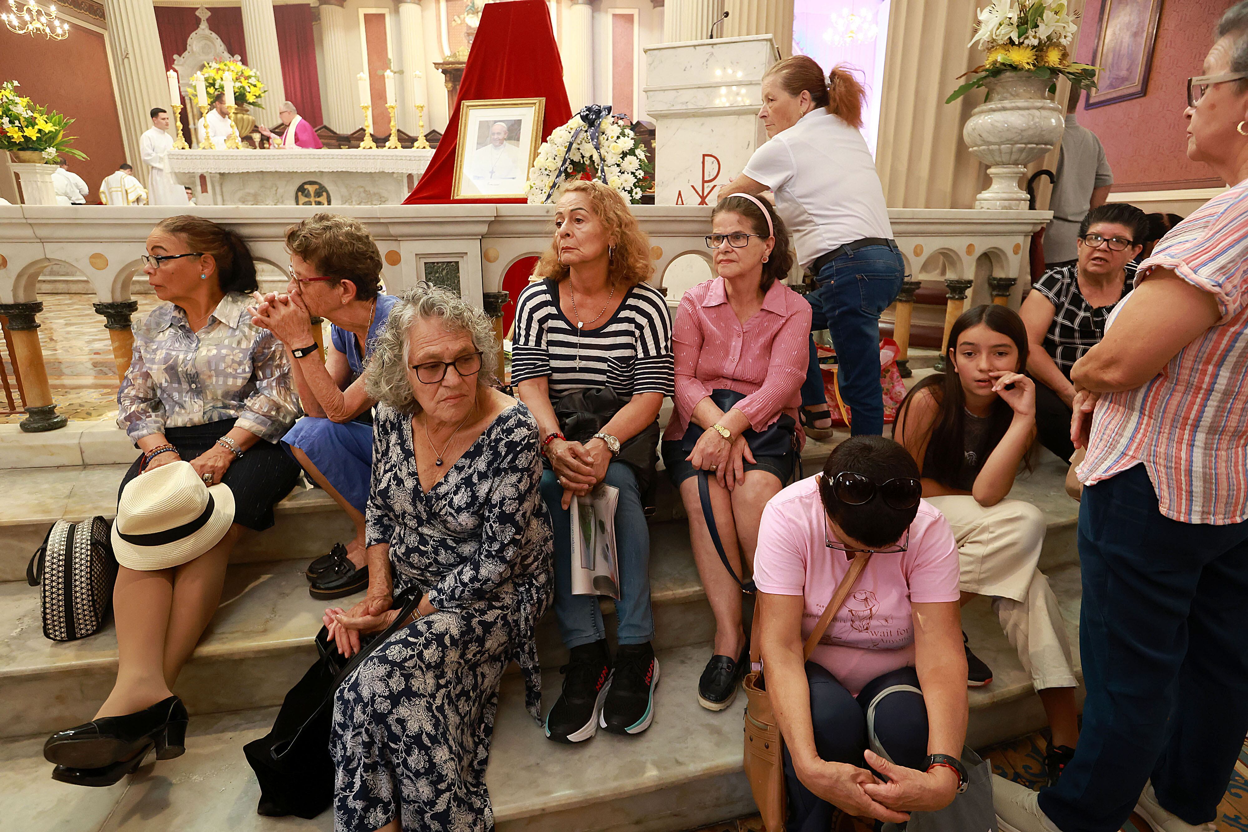 Misa oficial por el papa Francisco