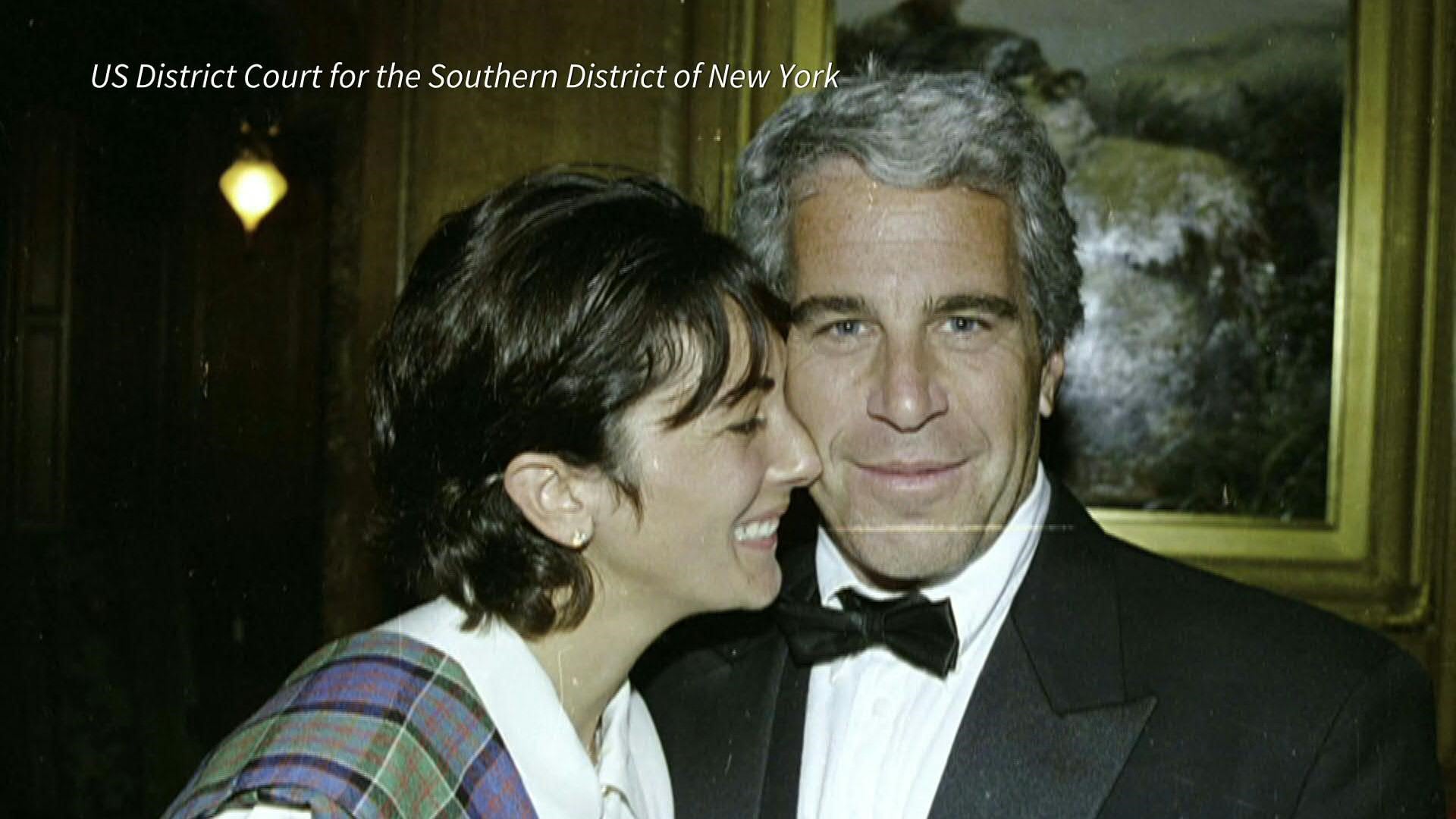 Se revelan documentos que vinculan a asociados con Jeffrey Epstein.