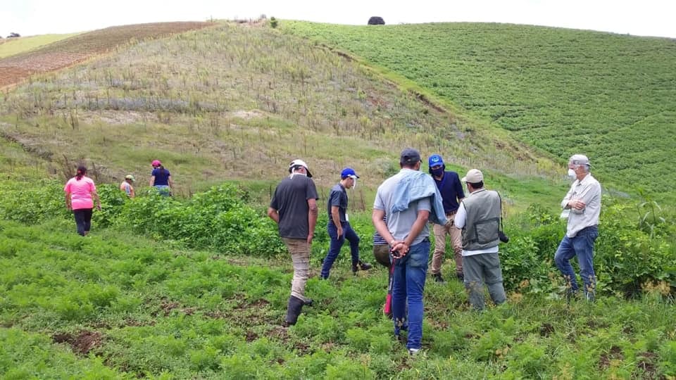 “Todos los días no bañamos con agua contaminada”, aseguran vecinos de Cartago