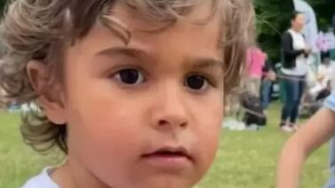 A mamá le dijeron que su hijo de tres años tenía una infección de oído, pero horas después murió