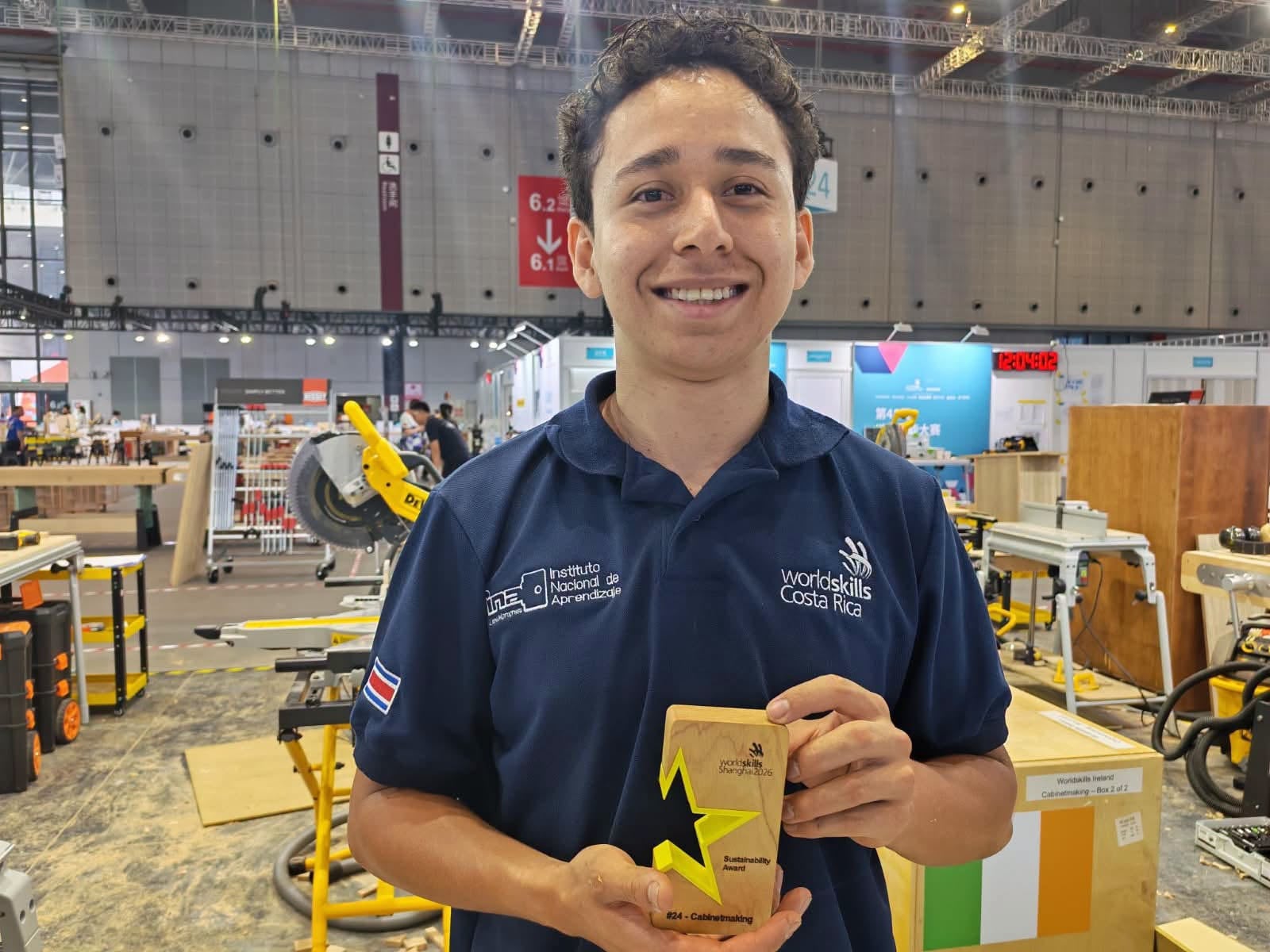 Costa Rica llegó hasta Shanghái, China, para medirse con jóvenes de diferentes partes del mundo en WorldSkills 2026 (Mundial de Habilidades 2026), y lo hizo con la delegación más grande que ha presentado el Instituto Nacional de Aprendizaje (INA), 11 participantes