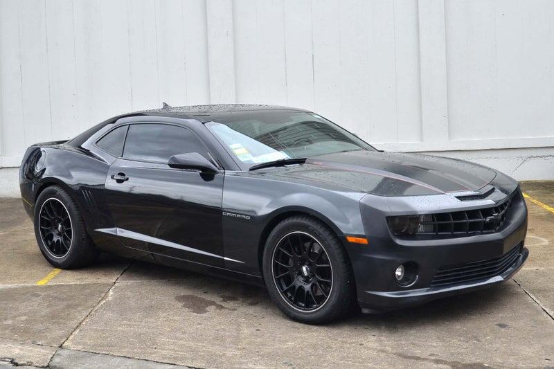 Si su sueño siempre ha sido tener un carro deportivo de lujo, esta podría ser su oportunidad.