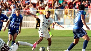Esto dicen los audios del VAR sobre el gol anulado a Alexis Gambos en el partido de Alajuelense y Pérez Zeledón
