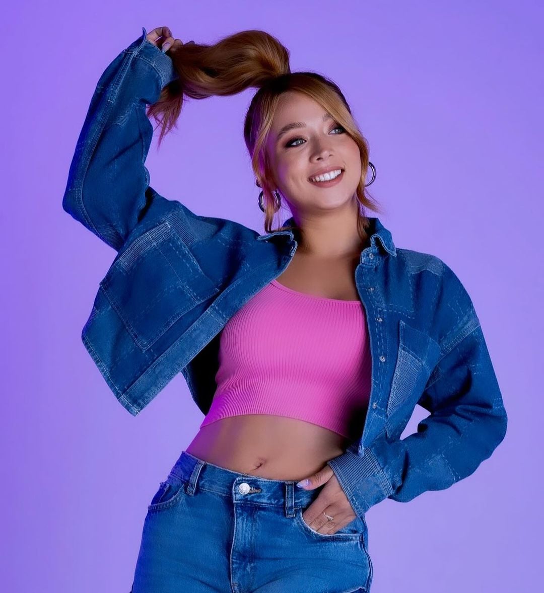 Melania Villalta, novia de Jeikel Venegas y presentadora de VM Latino