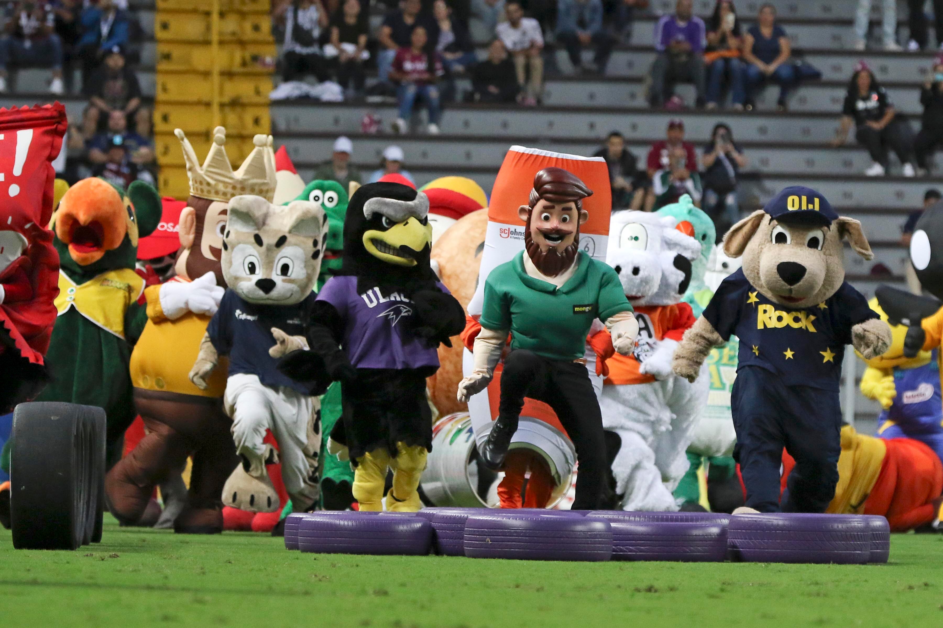Saprissa vs Sporting - carrera de Botargas