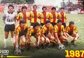 Norberto "Pajarito" Huezo jugó con el Herediano en 1987.