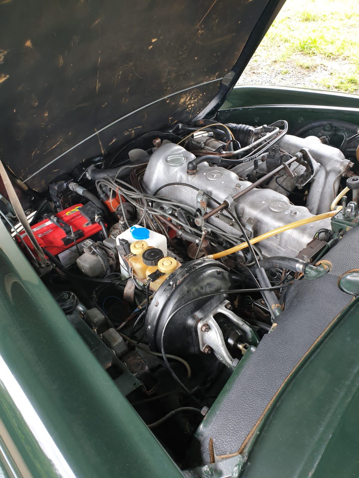 Mercedes Benz, propiedad de don Mario. Cortesía.