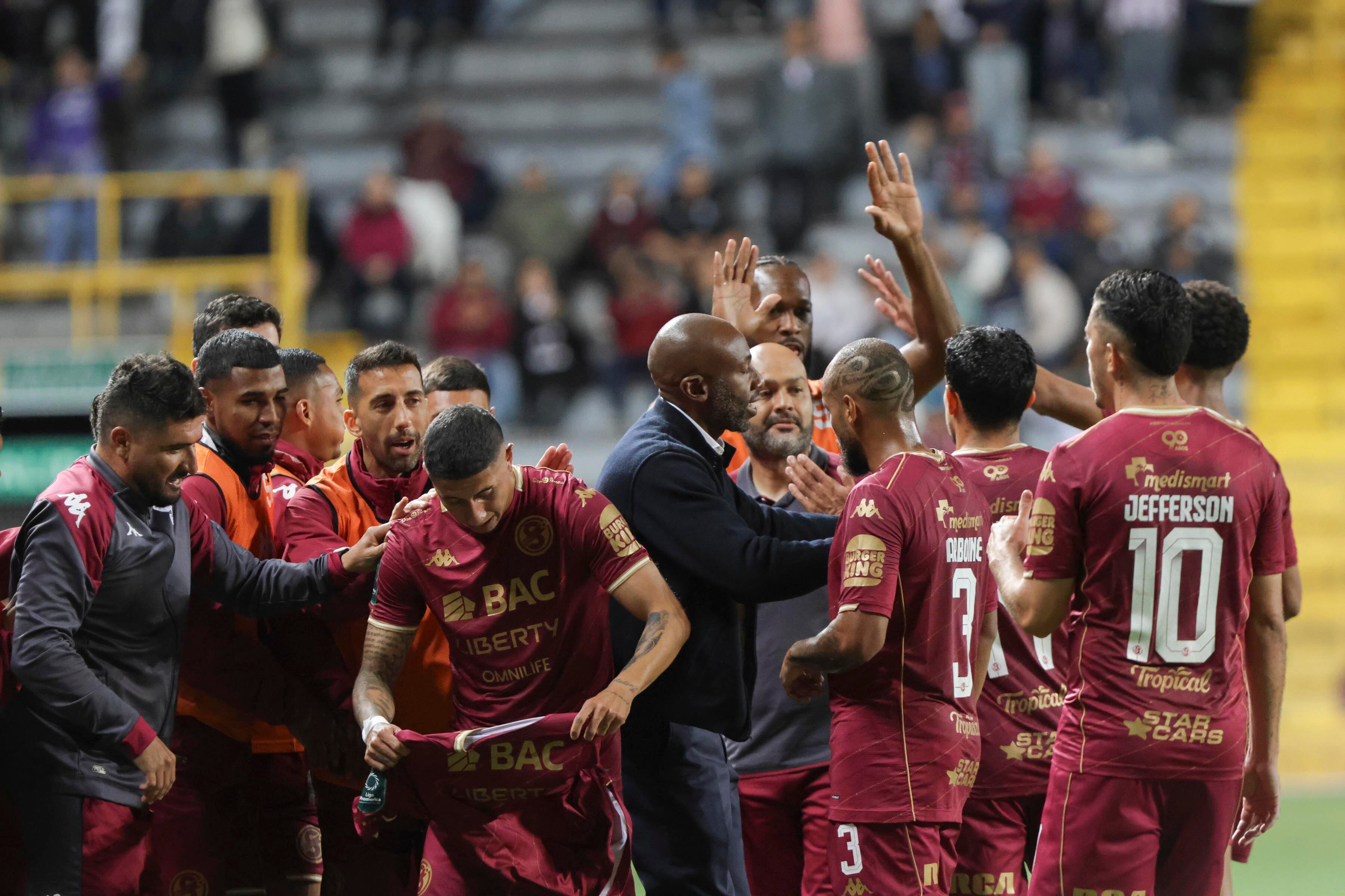 Saprissa vs San Carlos