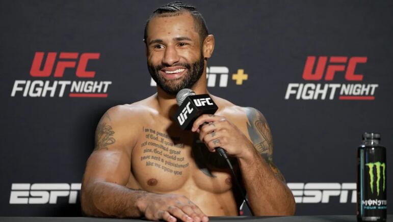 Mike Davis, el reconocido luchador de la UFC, confesó cómo los videojuegos le salvaron la vida.