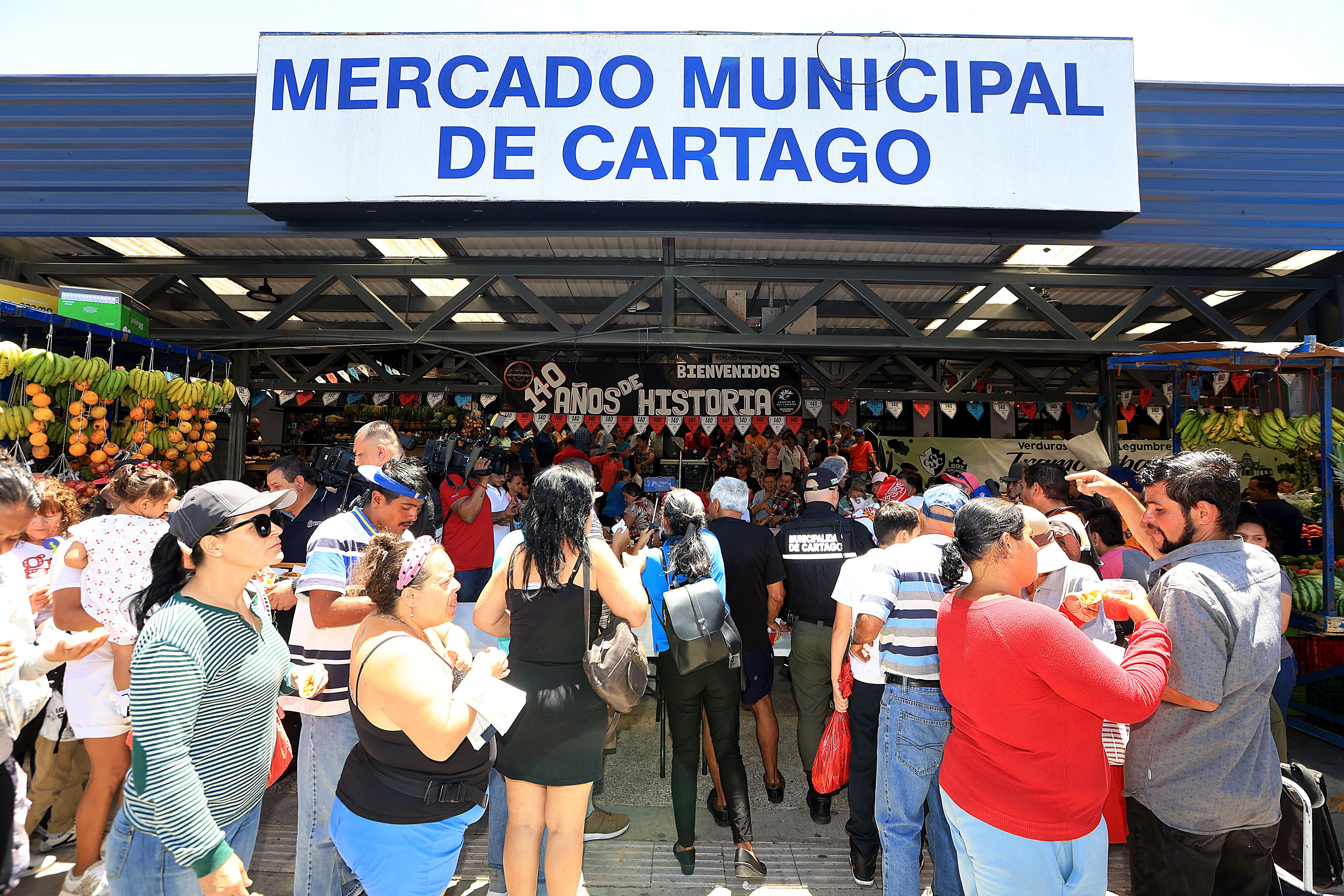 Mercado de Cartago, celebra 140 años