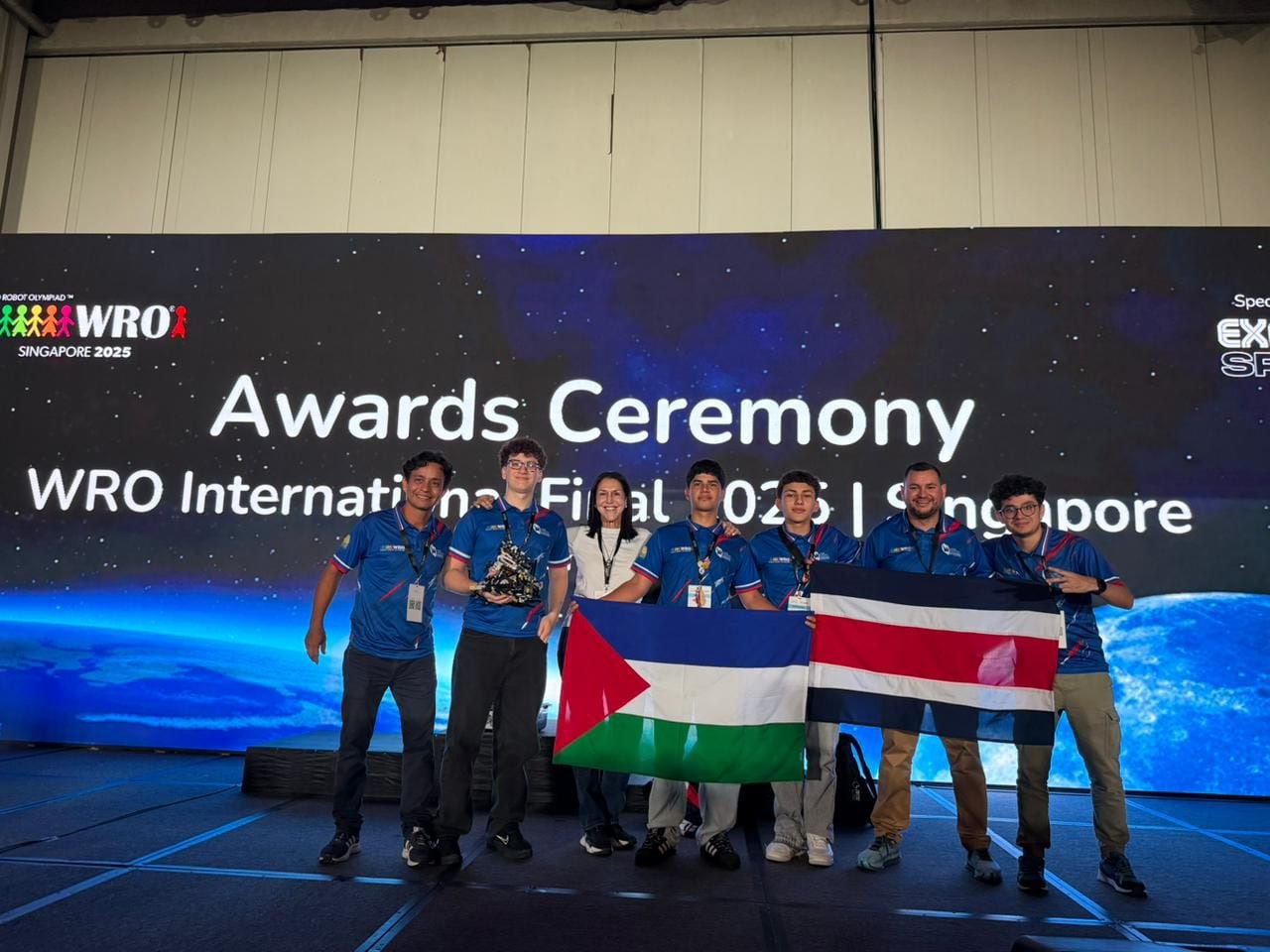 En el barrio La Gran Vía de Hojancha, Guanacaste, nació y creció Esteban Arias Corrales, un muchacho de 17 años que desde siempre ha llevado la mirada puesta en grandes objetivos. Esteban fue la segunda mejor nota en el examen de admisión 2025-2026 del TEC.