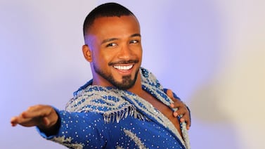 Bailarín panameño Miguel Coronado dejó un trabajo fijo para perseguir su sueño y ahora debutará en Mira quién baila