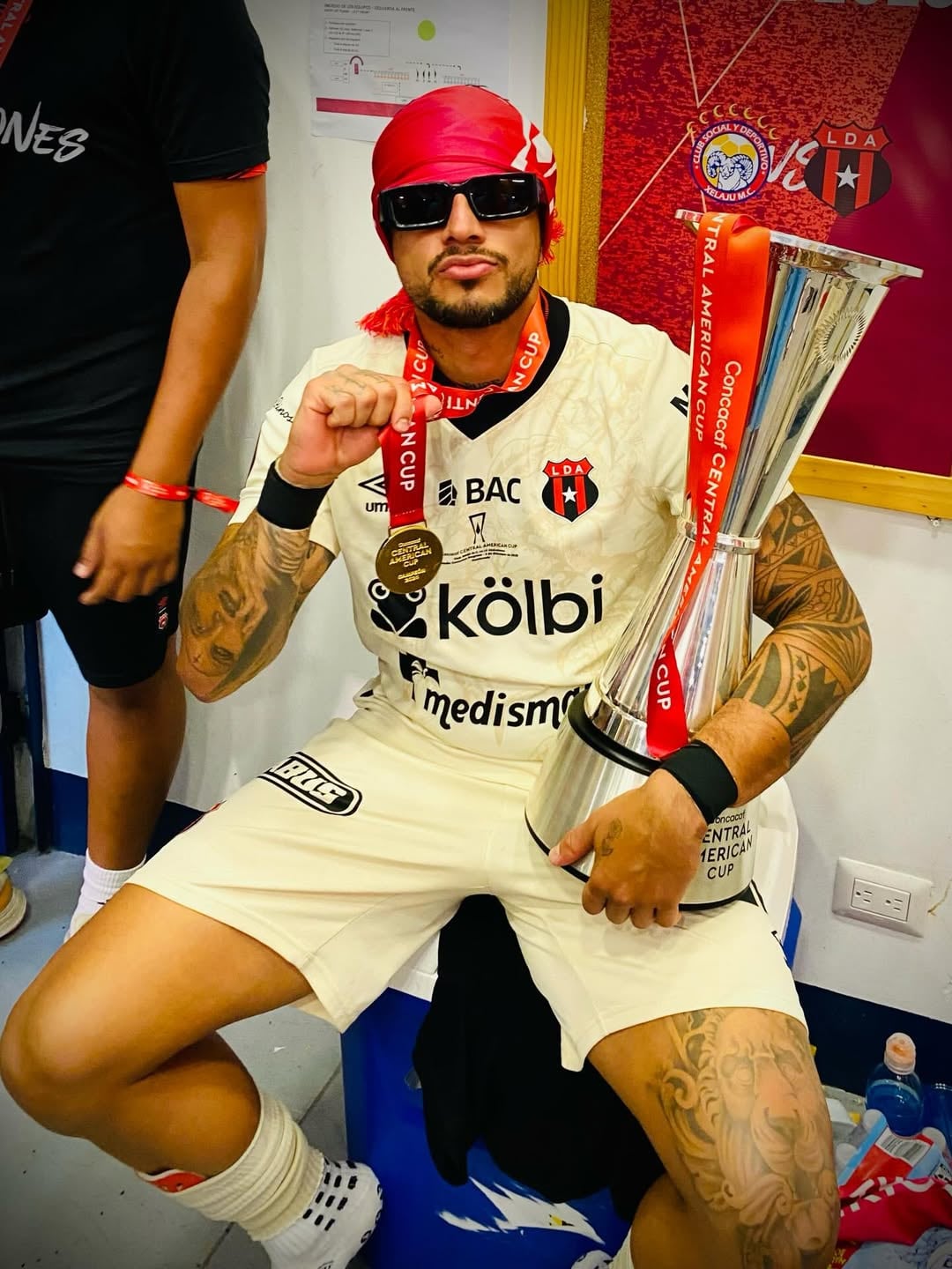 Rónald Matarrita, defensor de Alajuelense.