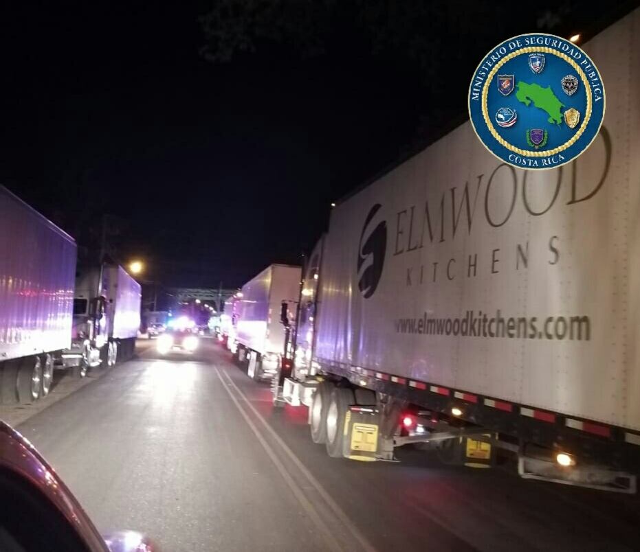 caravana de transportistas