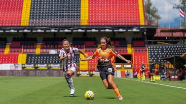 Dimas Escazú le da un golpe de autoridad a Saprissa femenino y lo deja fuera de la final del torneo femenino