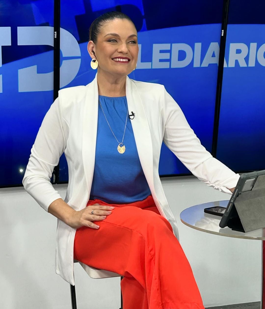 Natalia García, presentadora de Multimedios