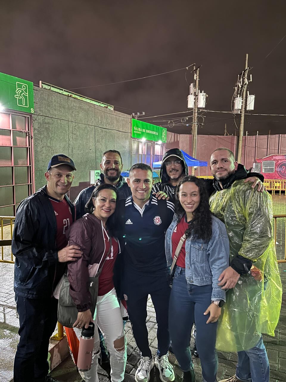 La familia del jugador de la Selección Nacional Sebastián Acuña están que no se cambian por nadie, por el regreso del jugador a la Sele. Cortesía.