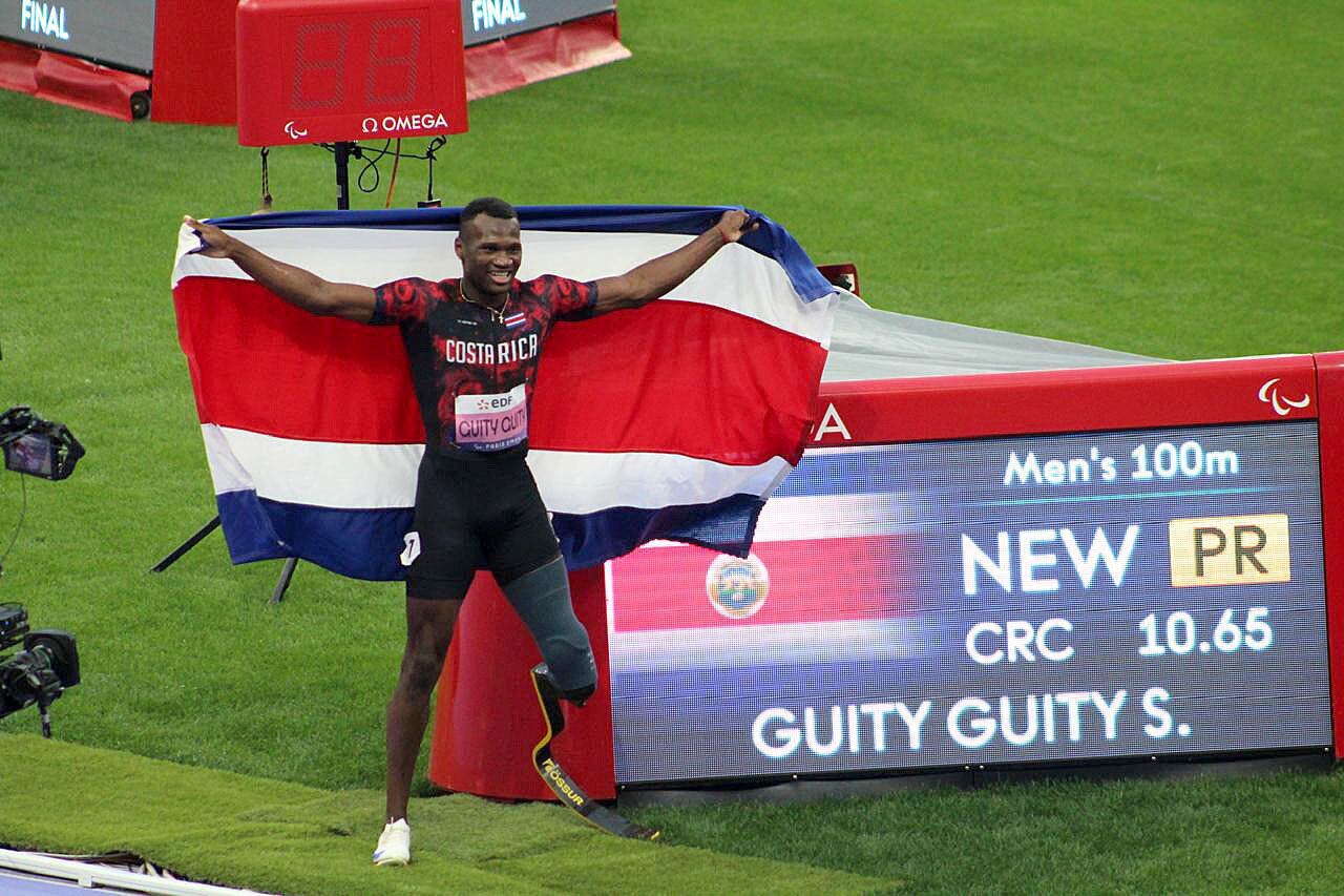 03/09/2024 París. El paratleta costarricense Sherman Guity ganó la medalla de oro en la prueba de 100 metros planos en los Juegos Paralímpicos Paris 2024. Foto: Olman Mora, Comité Paralímpico de Costa Rica