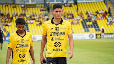 Papás de Cristian Gamboa abrieron sus puertas a un futbolista de Liberia que tiene una gran historia de lucha