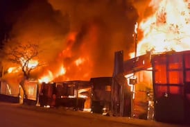 Voraz incendio en Alajuela dejó a familia sin nada, solo 3 biblias resultaron intactas