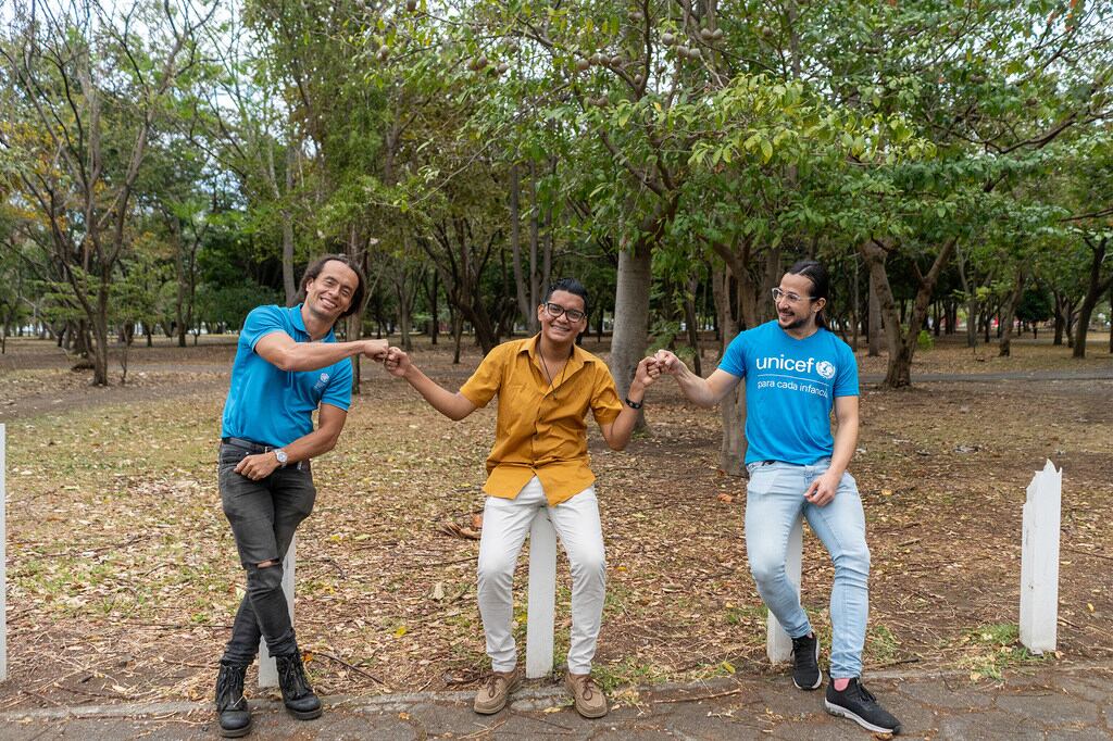 John Mora es un migrante nicaragüense que vive en Costa rica y que se alegra de haber podido encontrar en este país las oportunidades que andaba buscando para crecer en sus estudios y sus sueños profesionales