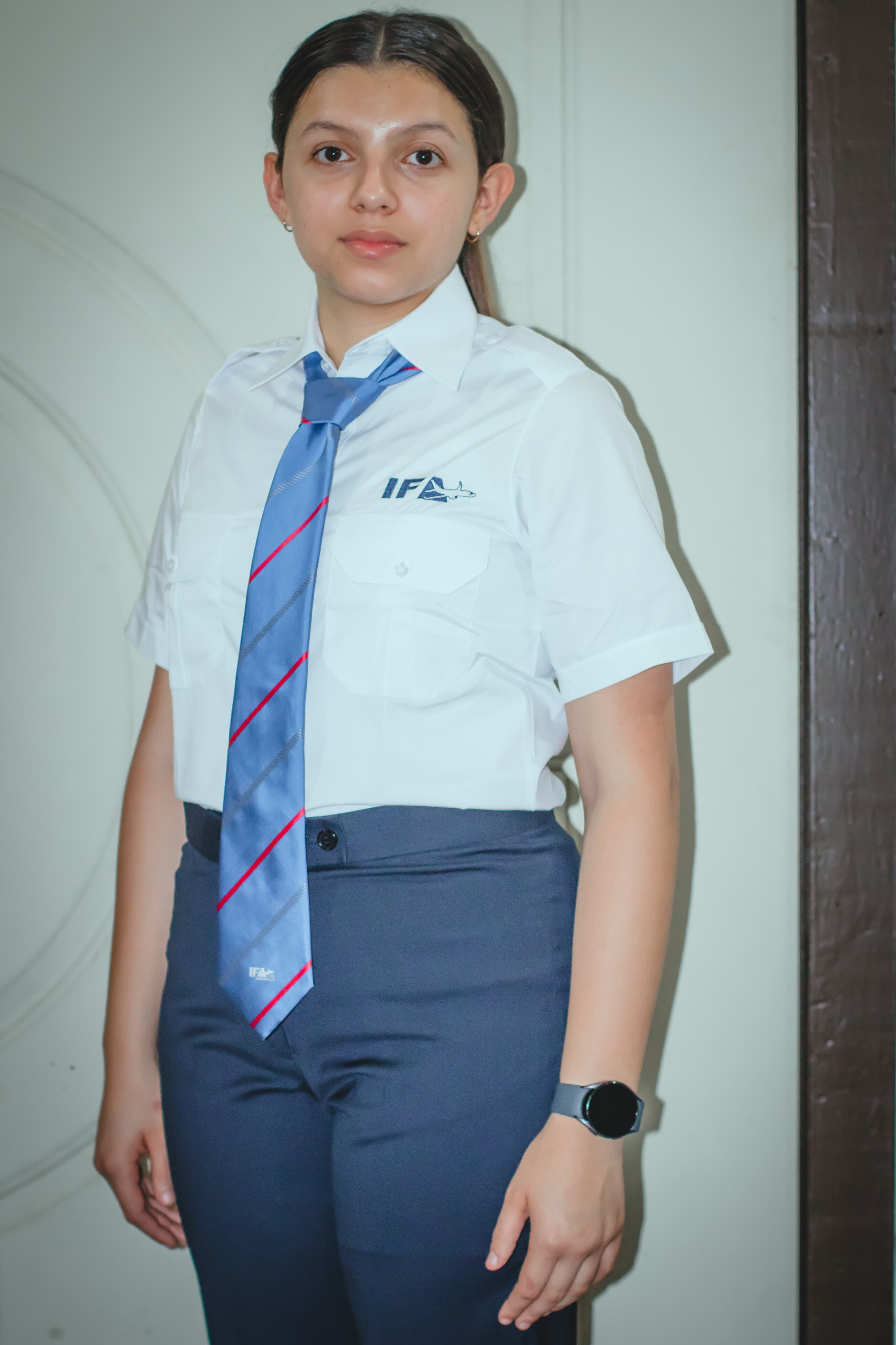 La futura piloto nacida en Chinandega, Yeimy Velásquez Arauz, nos confirma que está muy ilusionada con entrar el otro año a la universidad y así continuar conquistando el mundo y transformando sus sueños en realidad.