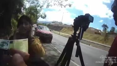 Video muestra a jefe de seguridad de Presidencia supuestamente cometiendo algo fuera de la ley