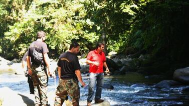 Ropa podría ayudar a identificar a hombre víctima de tortura y homicidio