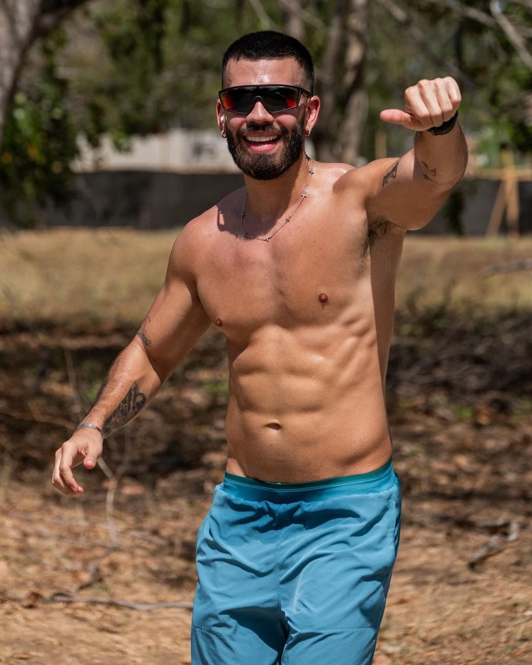 Cantante Julián Turizo, hermano Manuel Turizo, vacacionando en Costa Rica.