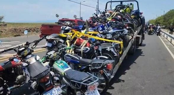 Motos decomisadas en Puntarenas. Foto: Cortesía