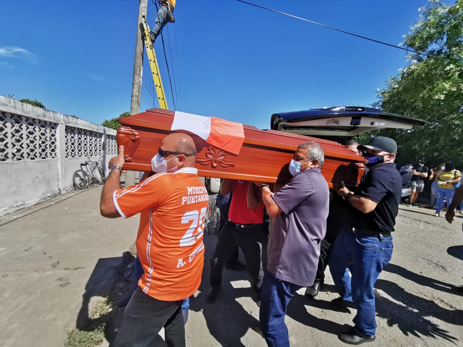 Funerales de Javier Astúa, exjugador de Alajuelense y el Municipal Puntarenas. Cortesía Puntarenas Positivo.