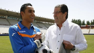 Técnico de club europeo se da por la cabeza al recordar fallido fichaje de Keylor Navas que pocos sabían
