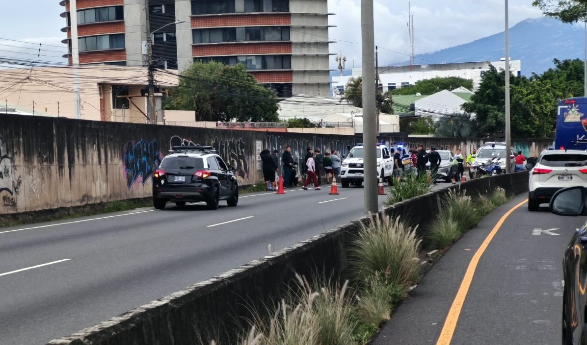 El fatal accidente sucedió sobre la carretera de Circunvalación.