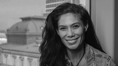 Actriz Michelle Jones vive un presente extraordinario en nuestro país luego de años fuera de él