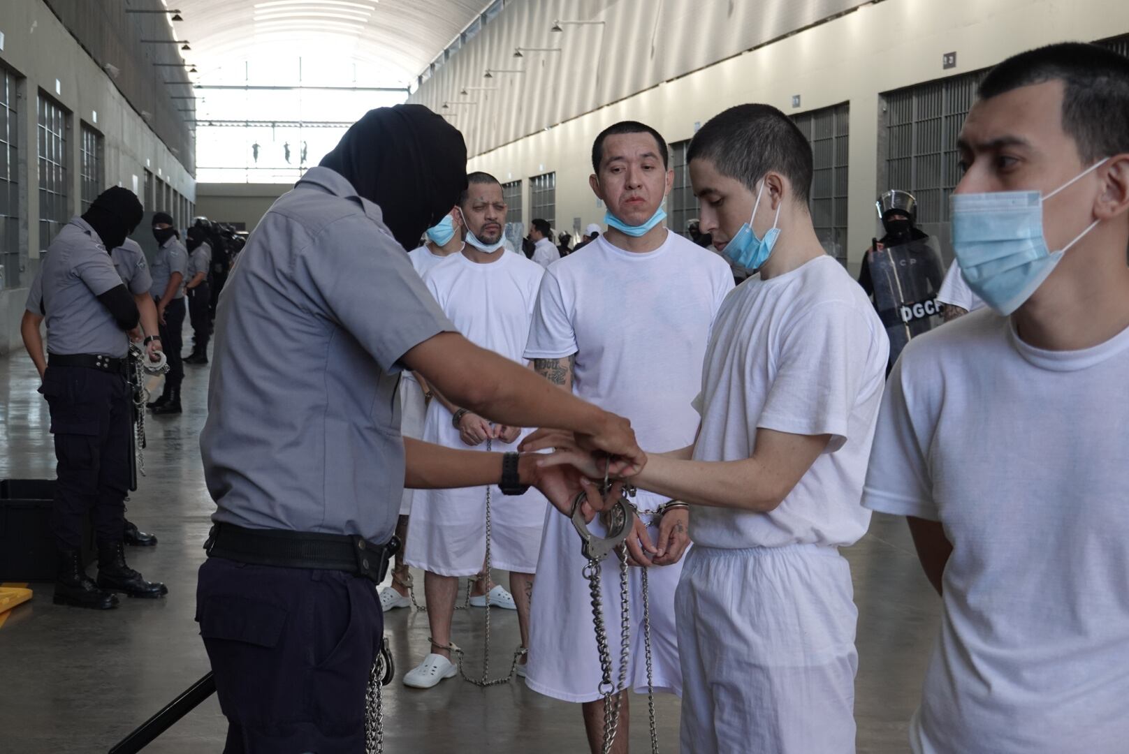 Centro de Confinamiento del Terrorismo, El Salvador