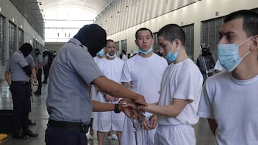 Douglas Sánchez enfrentó el miedo, la ansiedad y la adrenalina al conocer la megacárcel de Bukele