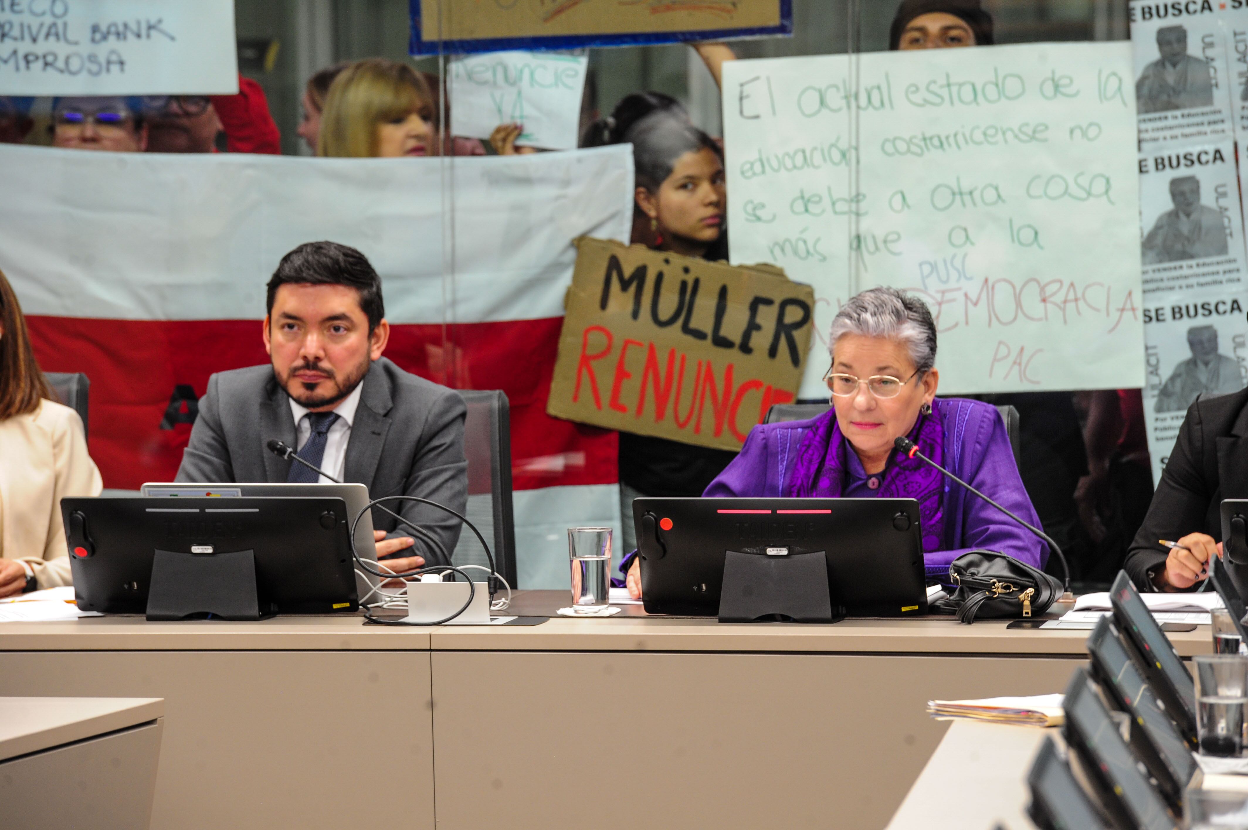 Ministra de Educación Pública, Anna Katharina Müller Castro