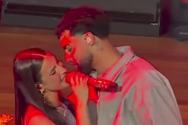 Zhamira Zambrano y Jay Wheeler sorprendieron al público tico con inesperada invitada
