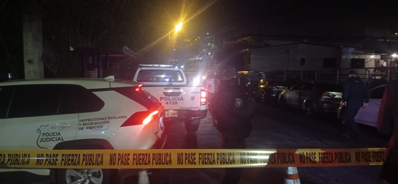 El ataque contra los agentes del OIJ ocurrió en Tirrases, cerca del supermercado Pamela.