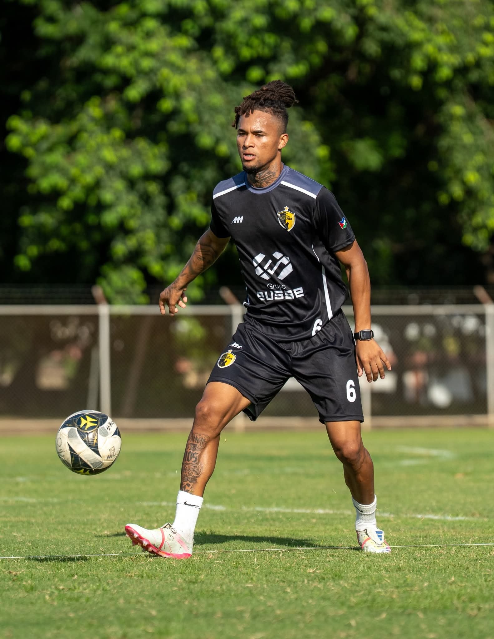 Ricardo Peña, nuevo jugador del Municipal Liberia. Prensa ML.